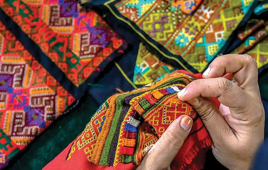 دوخت سنتی بلوچی