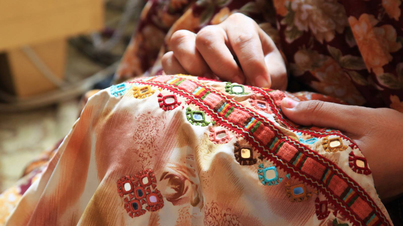 نمونه‌کارهای لباس بلوچی